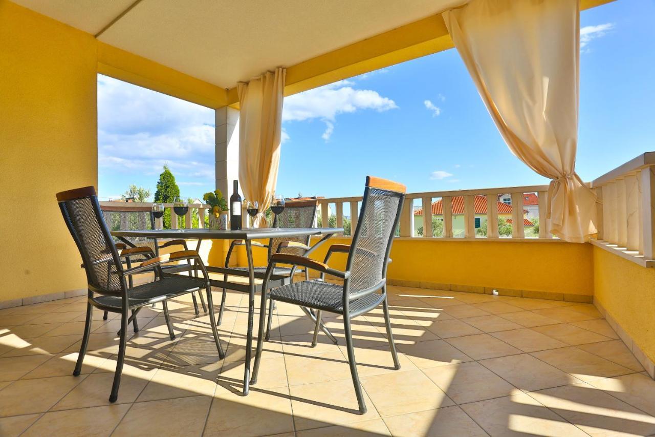 Apartments Maris Kaštela Esterno foto