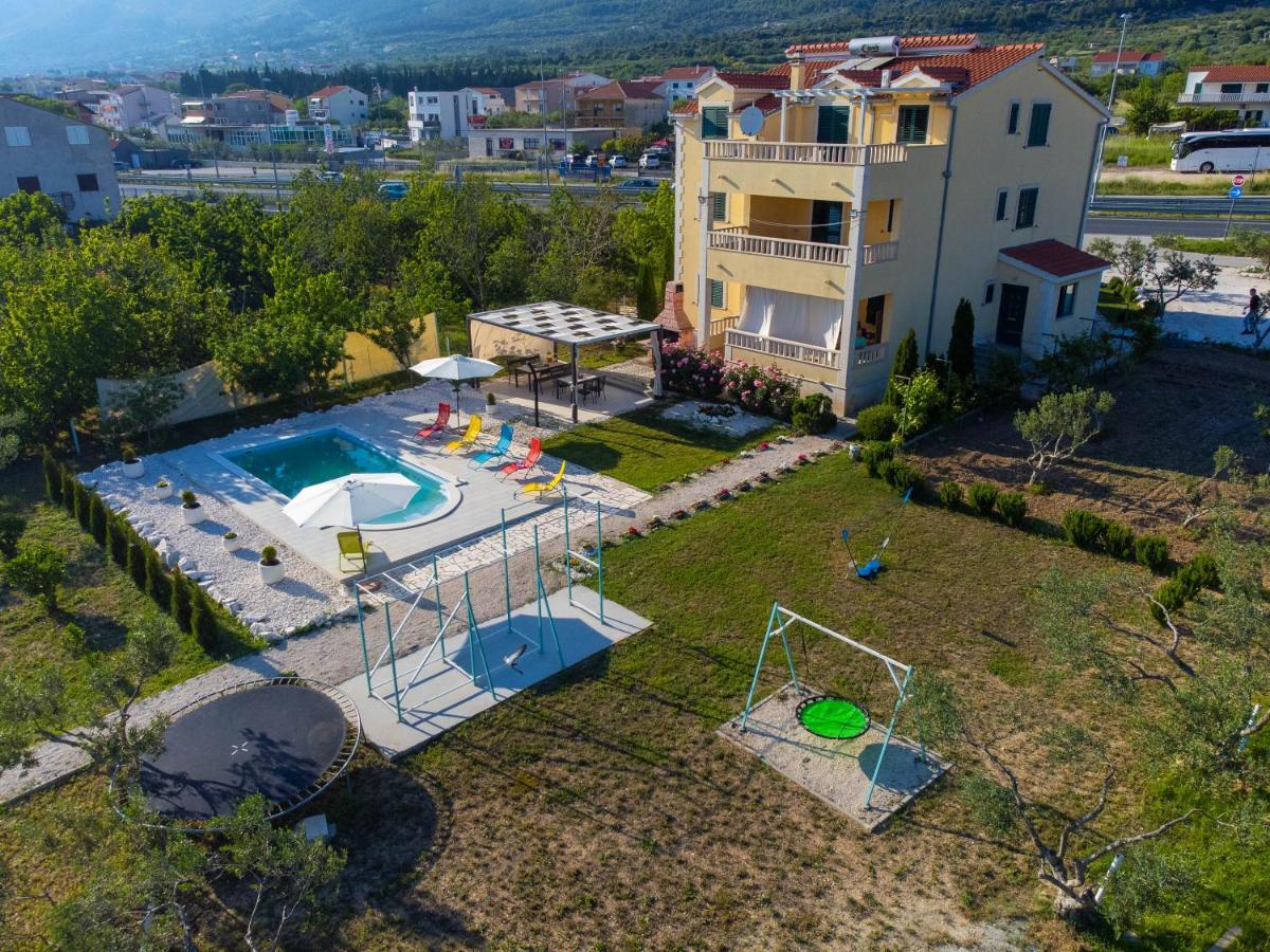Apartments Maris Kaštela Esterno foto