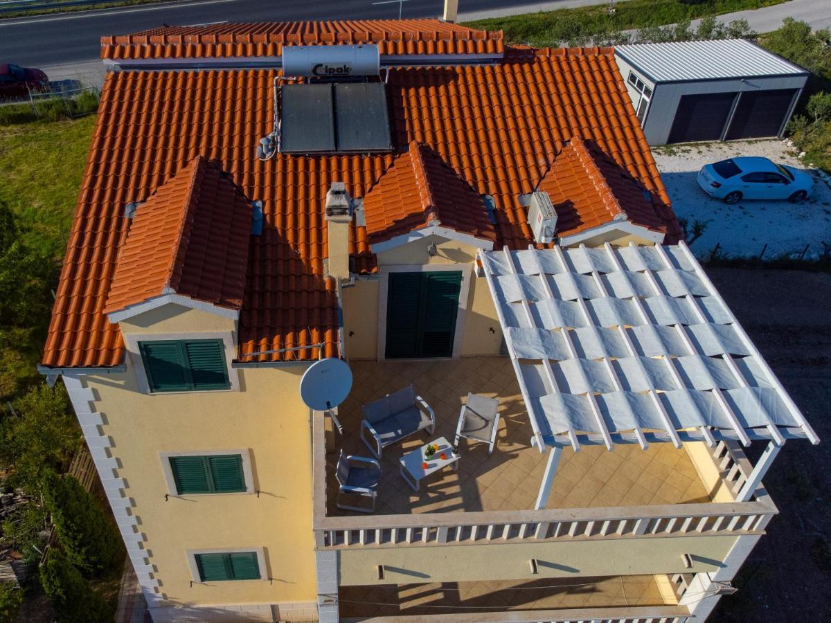 Apartments Maris Kaštela Esterno foto